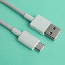 Usar carregadores e cabos USB emprestados: será que essa é uma atitude segura?
